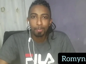 Soloboy Romynhorj's sensual outdoor sucking and fucking performance