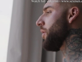 Steamy bedroom session with muscular tattooed hunk Ihan Rodriguez and Tony D'Angelo